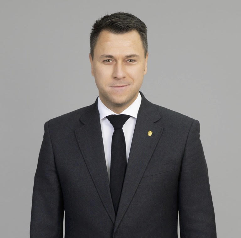 Edgaras Stankevičius</p>
<p>